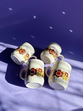 Vintage MYOTT ‘Festival’ Pattern Coffee Mugs, made in England